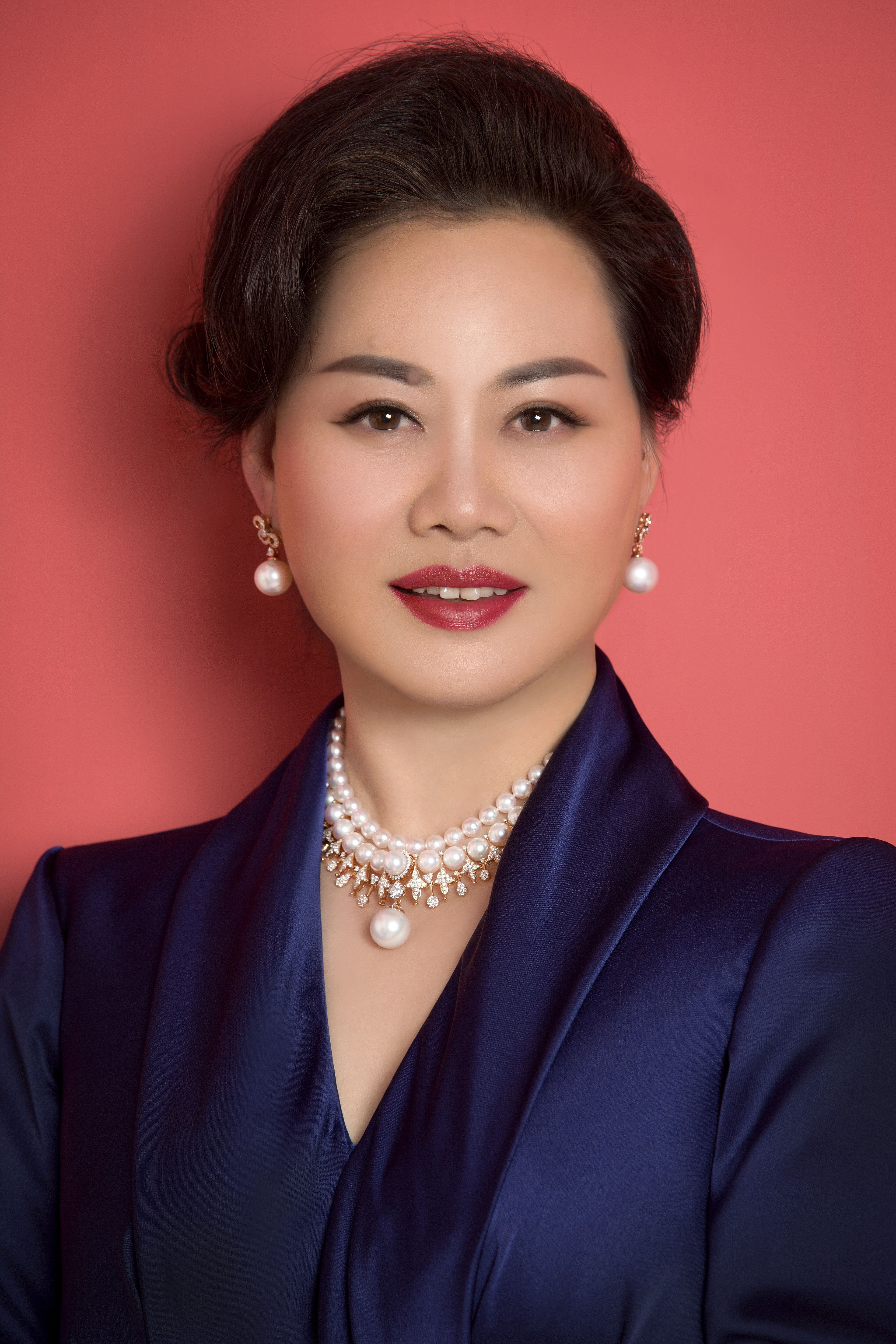  p data-id="gnb8wxumtv">金苏琴,女,1967年2月21日生于浙江省临海市