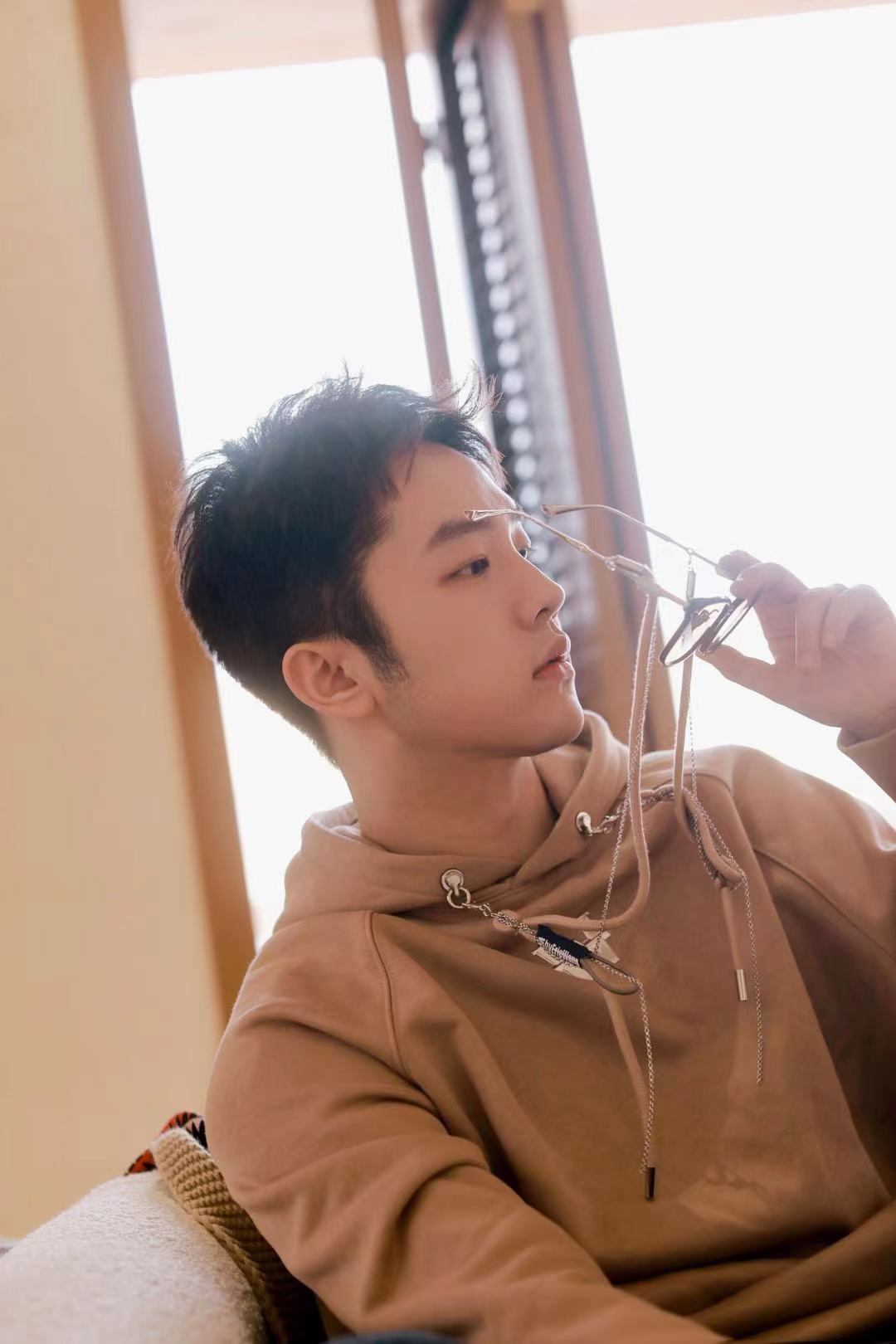  p>王韵达(eric wang),时尚配饰设计师. /p>