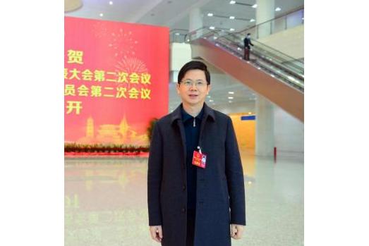  p data-id="tubdqseojoxn">蔡隆,男,福建省特
