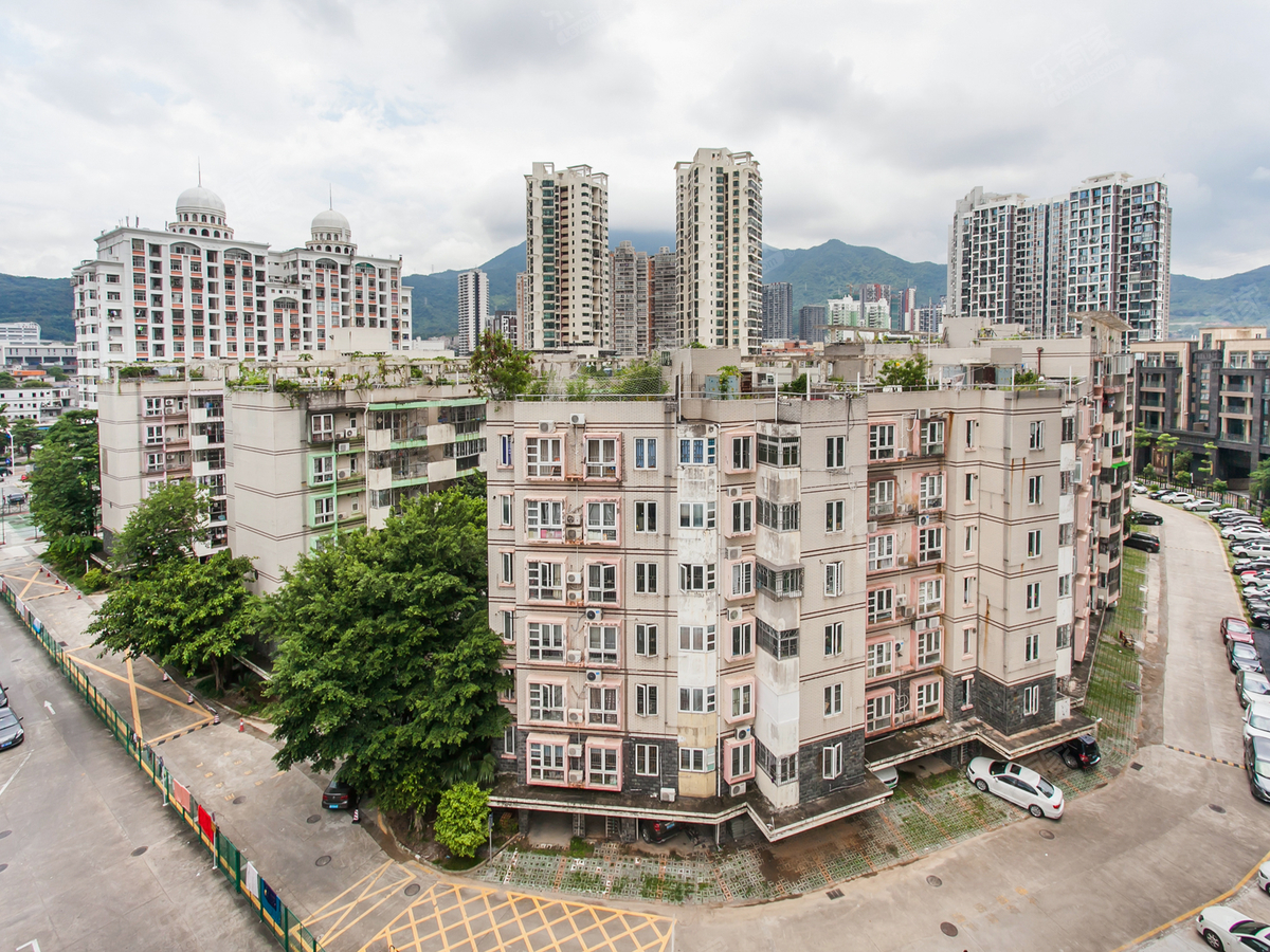  p>东海丽景花园二期是深圳市六合盛置业发展有限公司开发的一个楼盘