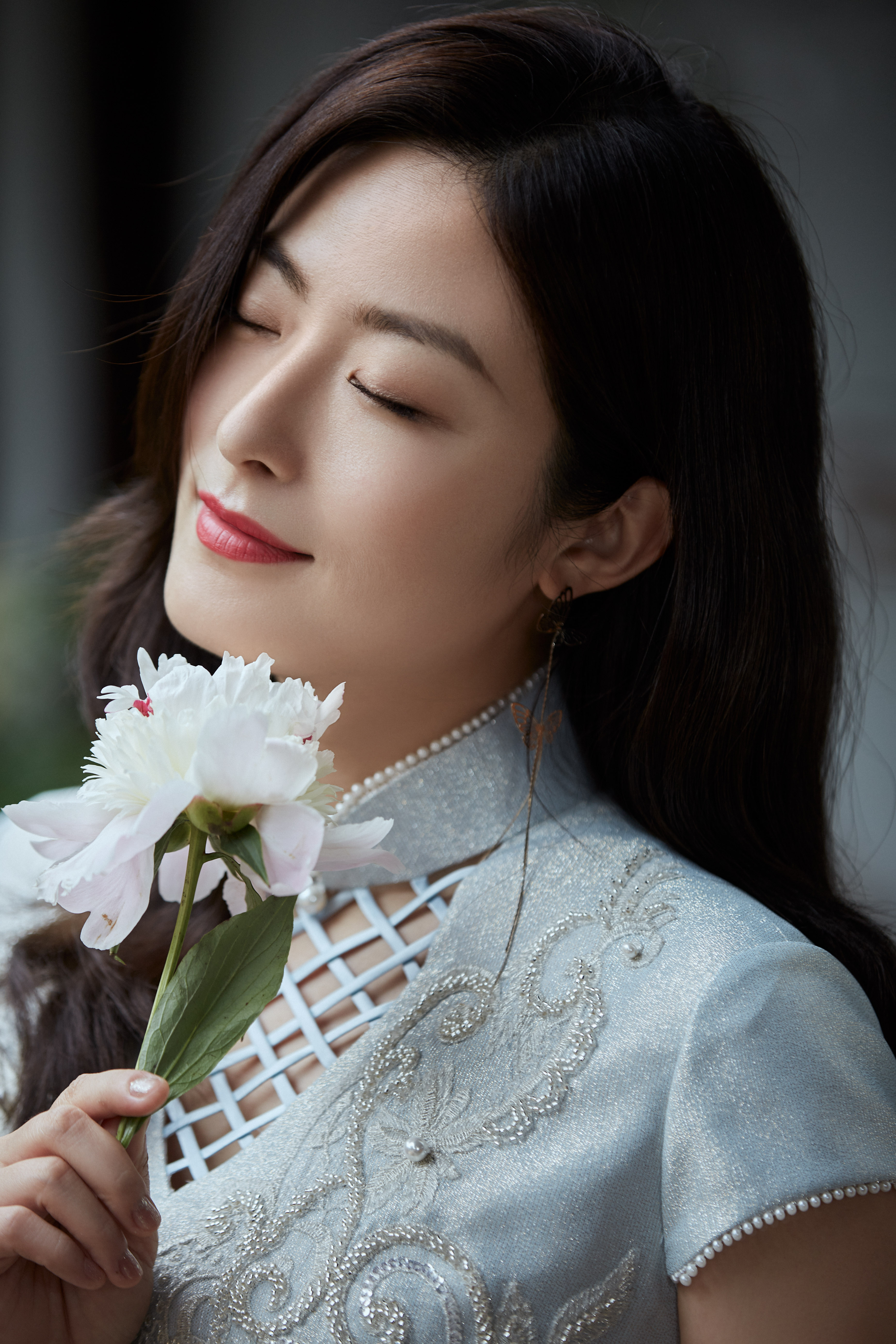  p>徐百慧 i>(曾用名:徐百卉) /i>,1983年8月3日出生于吉林省长春市