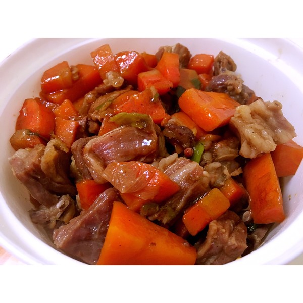 胡萝卜焖羊肉