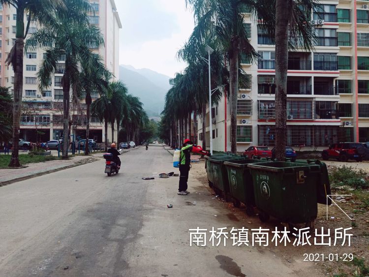  p>南桥镇,隶属于海南省 a target="_blank" href="/item/万宁