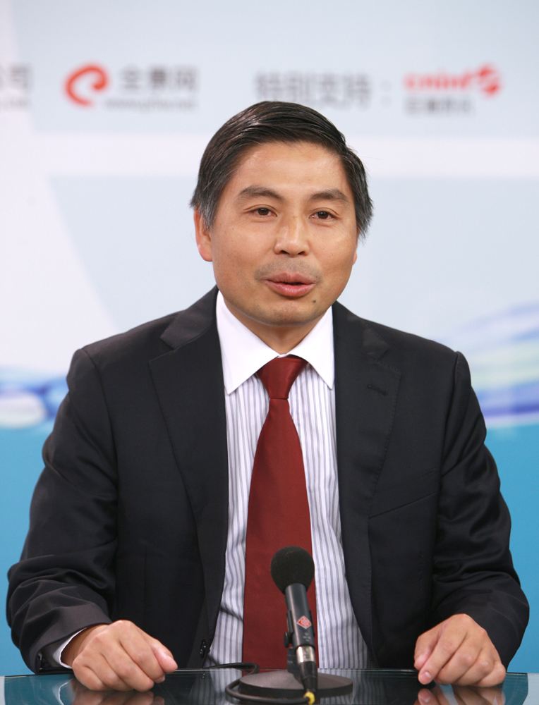 p>石华山,籍贯福建省龙岩市武平县,汉宇集团董事长,总经理,广东地尔