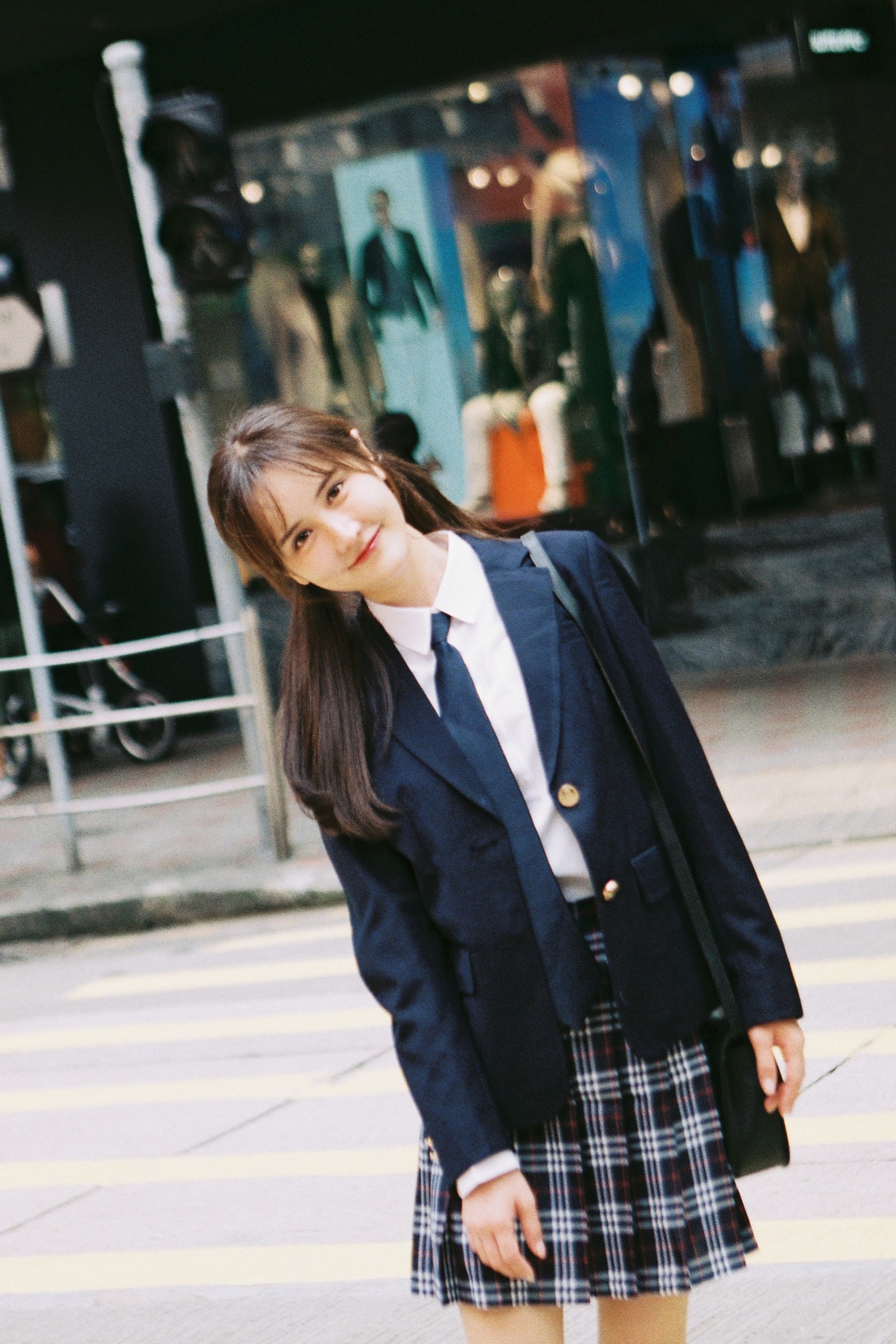  p>赵芷彤(cassie),1995年10月1日出生于河北省石家庄市,中国内地女