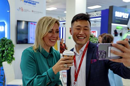 李恩临（俄罗斯木业集团创始人、船长国际物流集团总裁、中俄商务自媒体博主）_百度百科