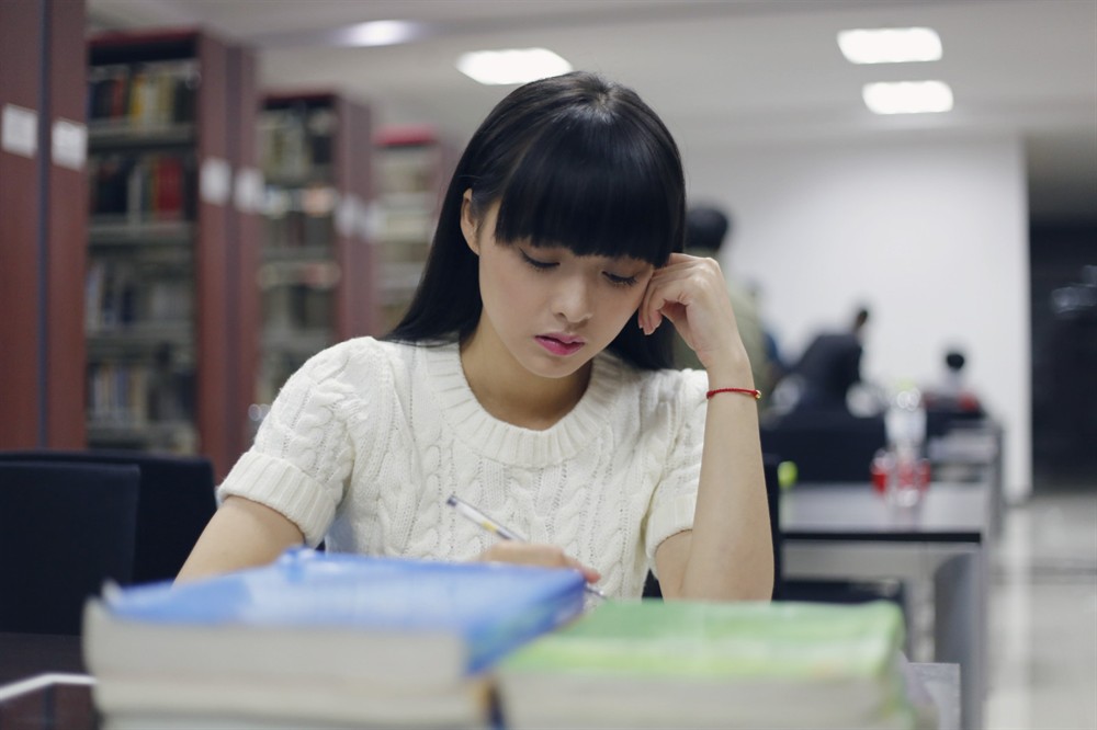 高沫是电影 a target="_blank" href="/item/《笔仙惊魂3》/13020469"