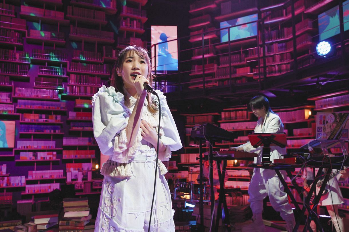  p>yoasobi(ヨアソビ),日本音乐组合,由歌曲创作者ayase,主唱ikura