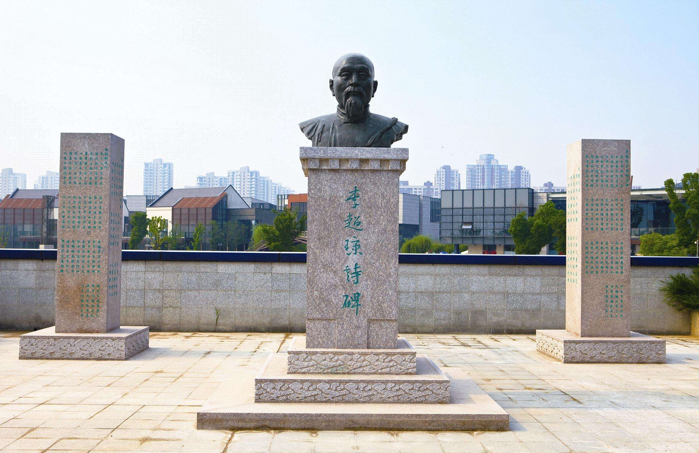 中举后分发到江苏,历任溧阳,元和,阳湖,无锡,吴县,南汇,上海