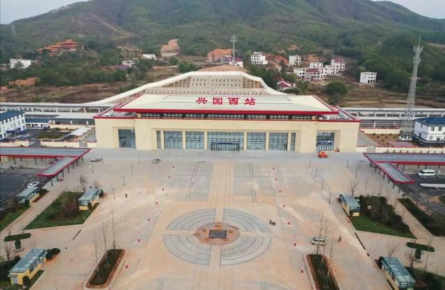  p>永丰镇,隶属江西省赣州市 a target="_blank" href="/item/兴国县