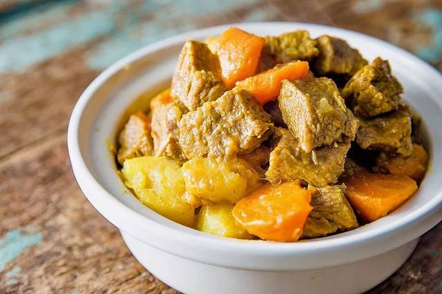 咖喱牛肉土豆汤