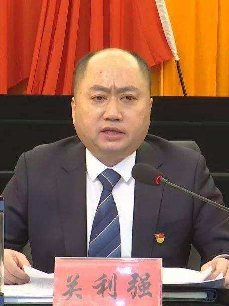  /p> p>现任河北省承德市围场满族蒙古族自治县委常委,县纪委书记,县