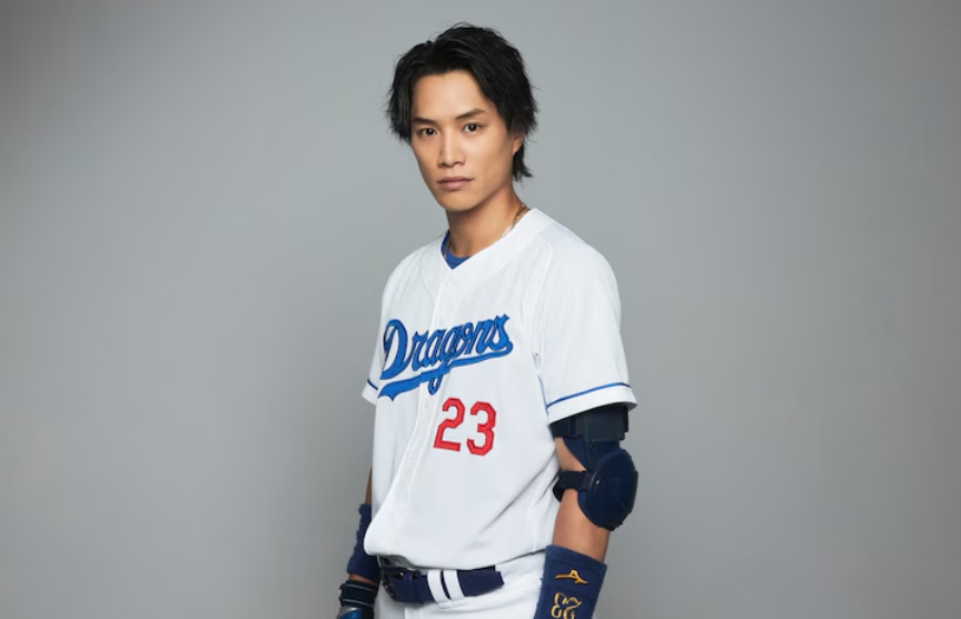 ">触击手》中的角色,由<a target="