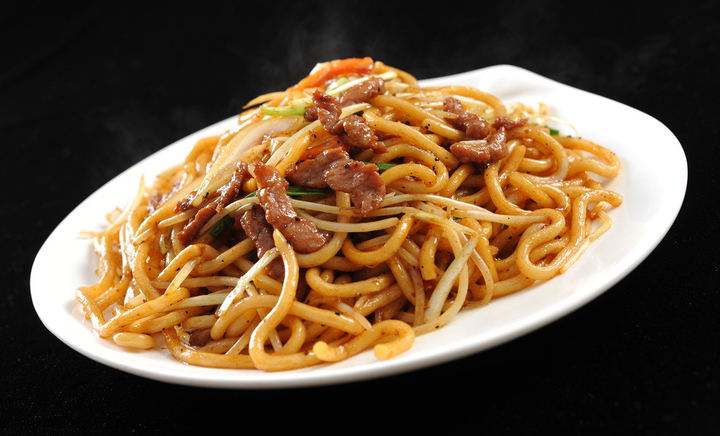 黑椒牛柳乌冬面