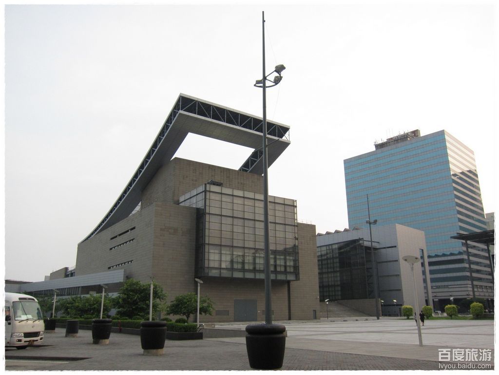  p>澳门艺术博物馆,位于 a target="_blank" href="/item/冼星海大