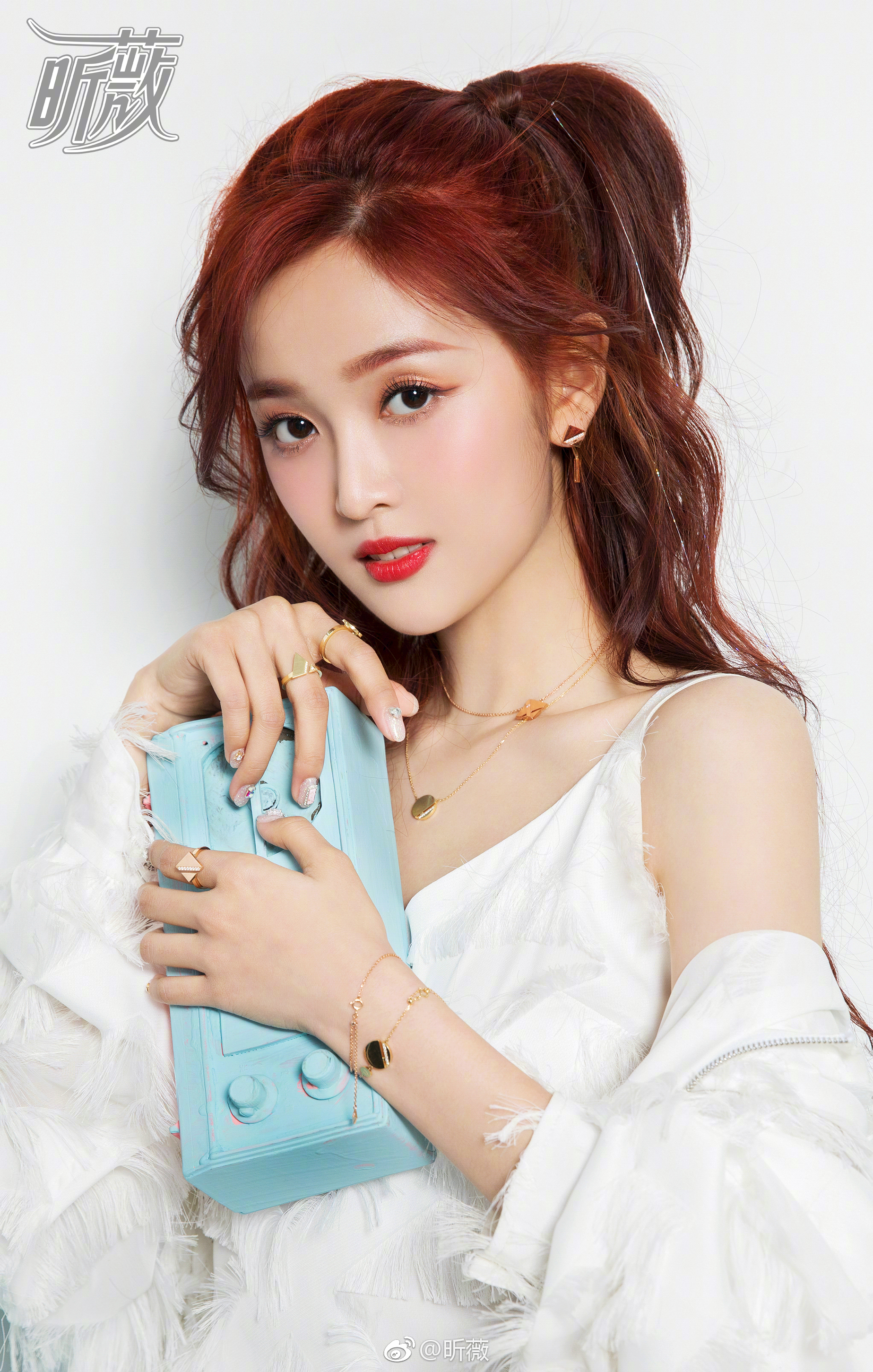  p>吴宣仪(         ,xuan yi),1995年1月26日出生于海南省海口市