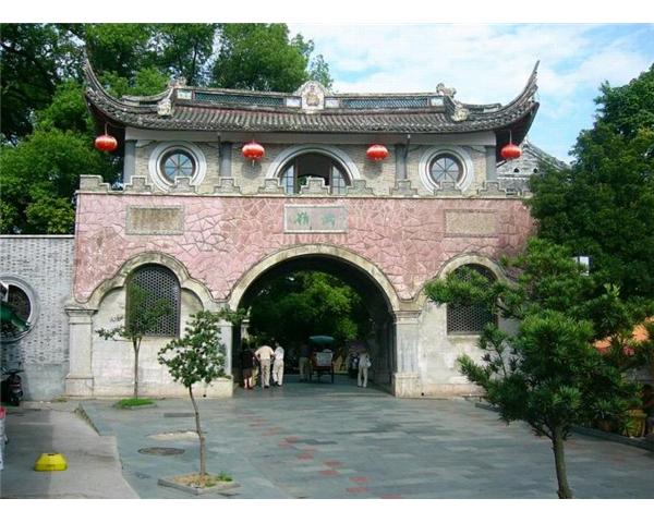 href="/item/溪口镇/10398" data-lemmaid="10398">溪口镇 /a>,距武岭