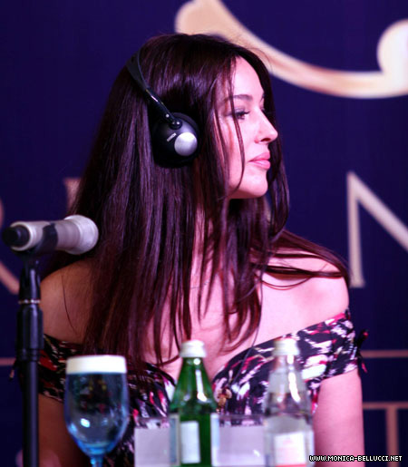  p>莫妮卡·贝鲁奇 i>(monica bellucci) /i>,1964年9月30日出生于