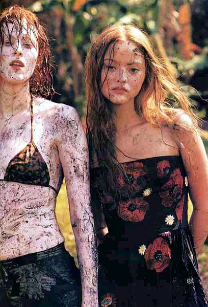  p>戴文·青木 i>(devon aoki) /i>,1982年8月10日出生于美国纽约