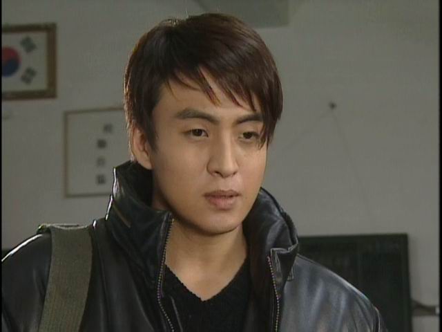  p>《赤脚青春》是1997年的韩剧,由裴勇俊主演. /p>