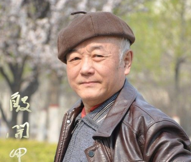  p data-id="gn518us892">殷开甲,男,1948年12月生, a target="_blank