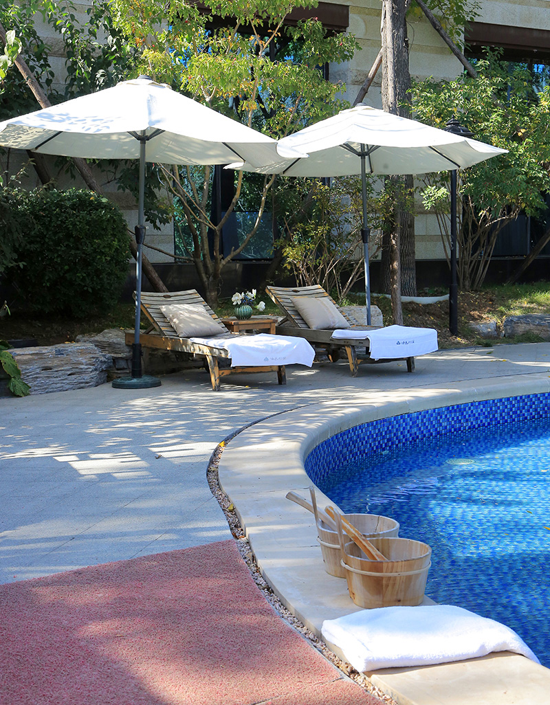 牛驼温泉孔雀城