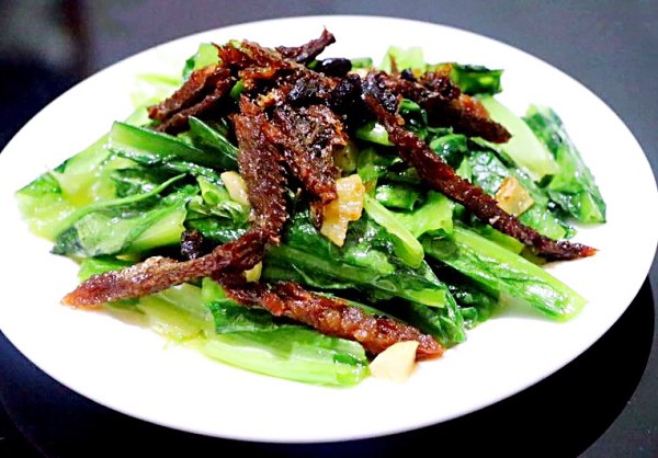 鲮鱼豆鼓油麦菜