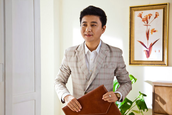 gnsp4d5q11">周炜,1975年4月14日出生于天津市,中国内地男演员,主持人