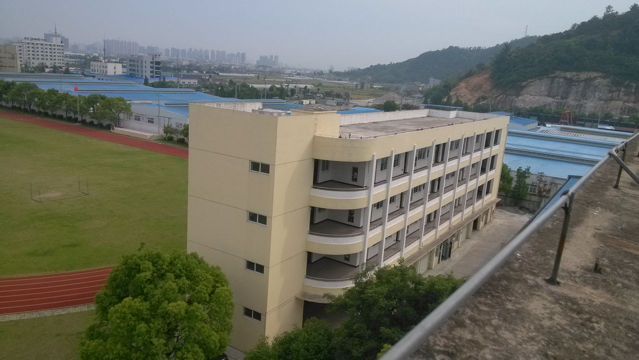 学校,简称 a target="_blank" href="/item/平阳职业中专/8771137"