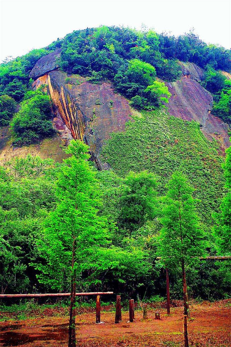 当阳百宝寨风景区