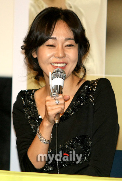 kim yoon-jin