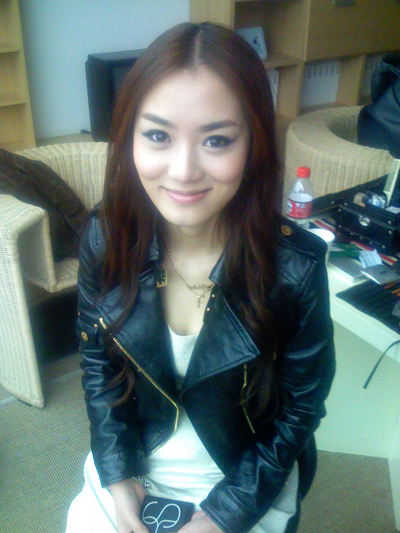 马剑琴,1984年3月14日出生于新疆,中国内地女歌手,演员,双胞胎女子