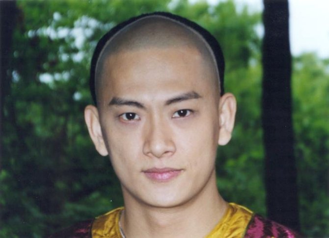 李朝永,冯凯执导,郑家榆,孙耀威,王皓,张凤书,于小海等主演的台湾大型