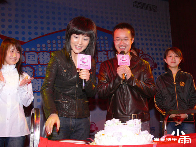 本名刘晓梅,中国内地流行乐女歌手,作词人,演员,被誉为"玉女掌门人"