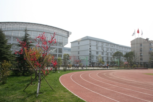  p>扬州教育学院是经 a href="#" data-lemmaid="8842152">江苏省人民