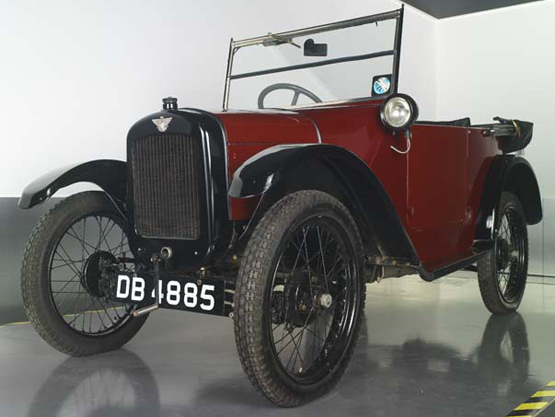  p data-id="gnx9hsvmxg">奥斯汀7型汽车在20年代的欧洲非常受欢迎.