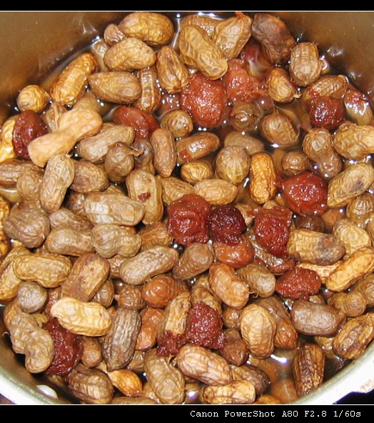  p>话梅是芒种后采摘的黄熟 a href="#" data-lemmaid="4294">梅子 /a