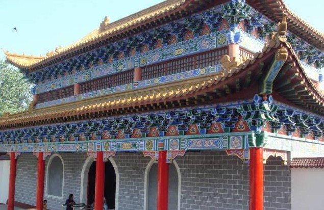 张庄公园位于安徽省 a target="_blank" href="/item/阜阳市">阜阳市 