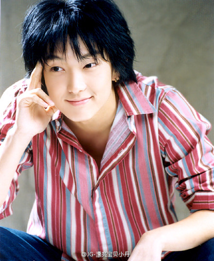  p>李准基 i>(         ,lee joon gi /i>),1982年4月17日出生于韩国