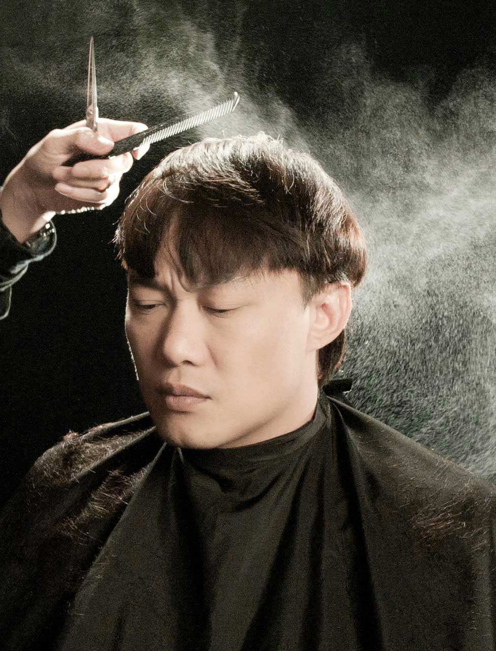  p>《黑白灰》是香港歌手 a target="_blank" href="/item/陈奕迅
