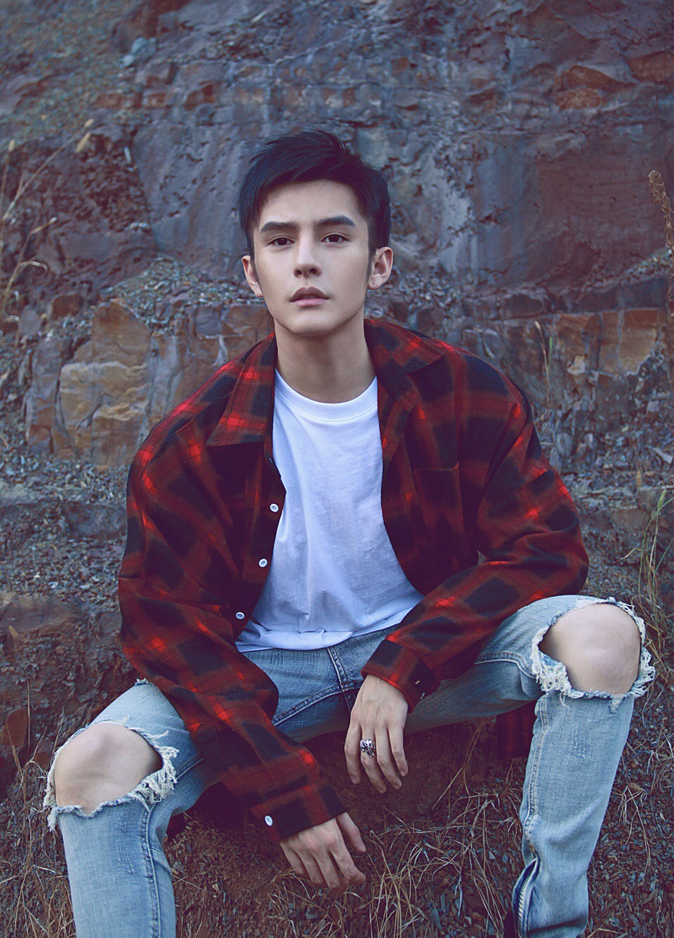  p data-id="gncnbg9e1o">林皓洋,原名廖劲锋 b>, /b>1995年6月27日