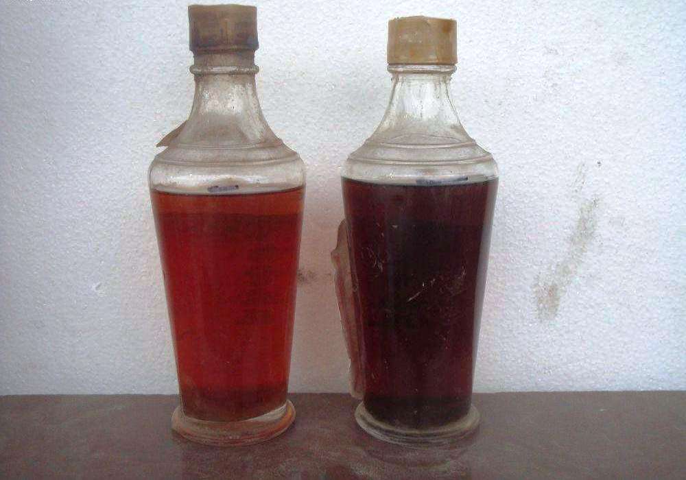  p>豹骨酒是一种药酒,主要材料有豹骨,羌活,杜仲等. /p>