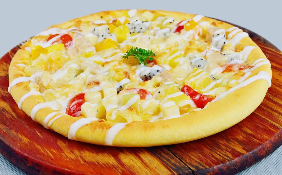  p data-id="gn6vdnsfw2">果蔬披萨是一道由面,牛奶,橄榄油等食材制成