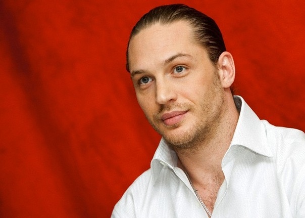  p>汤姆·哈迪(tom hardy),1977年9月15日出生于英国伦敦哈默史密斯