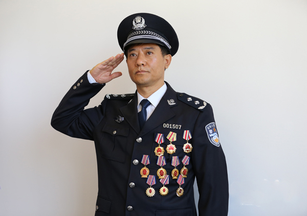 全国"公安楷模"