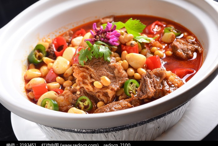 黄豆萝卜焖牛腩