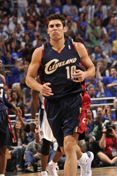 威利-斯泽尔比亚克(wallyszczerbiak)