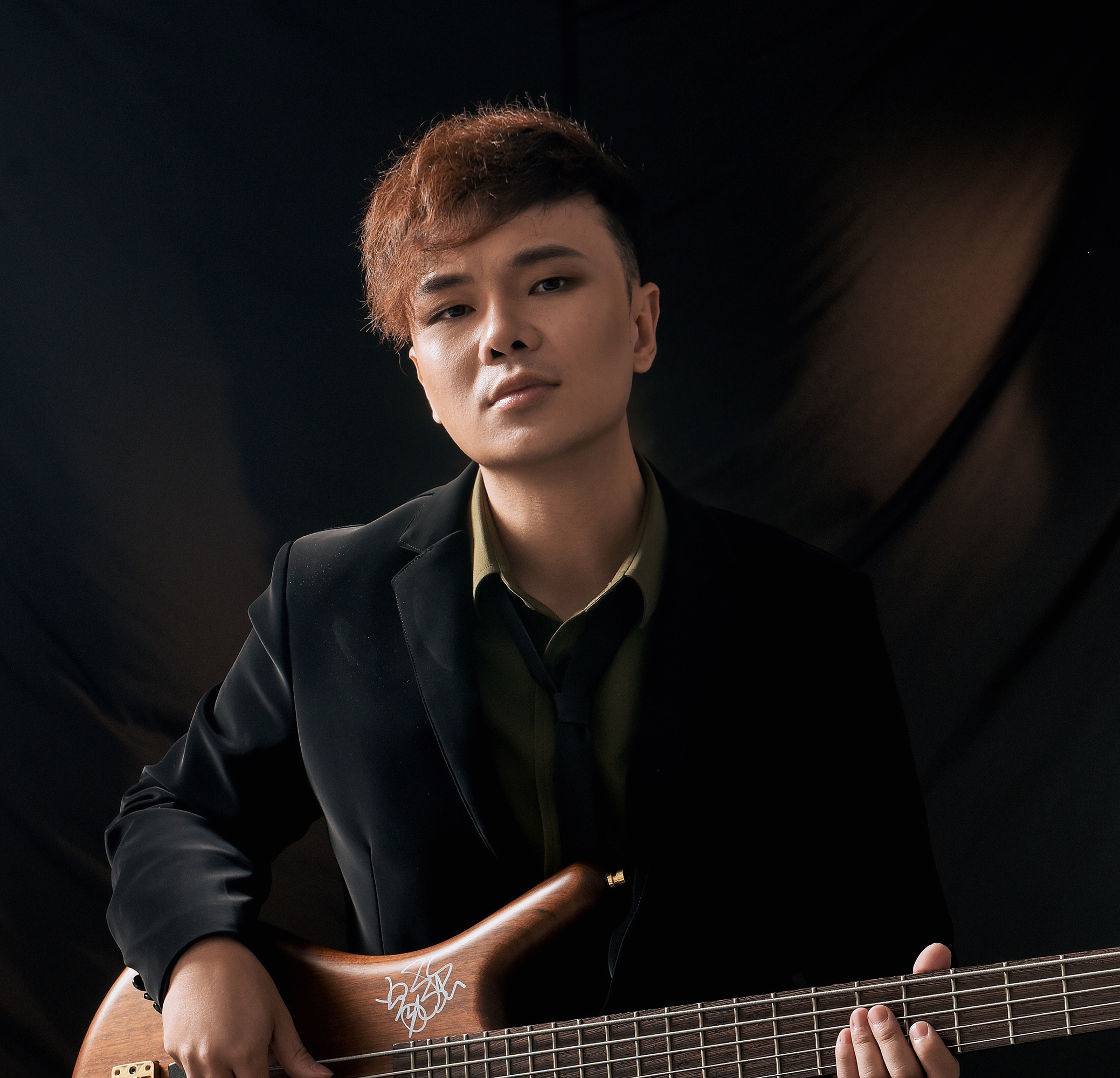 tag">张颖,1983年2月13日出生于重庆,中国内地音乐人,中国