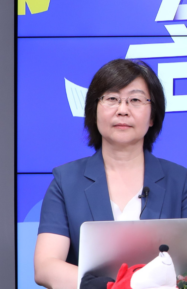 郑丽