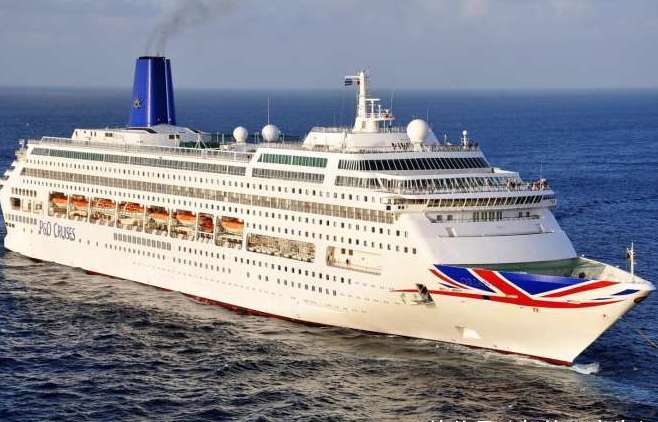  p>奥利安娜号是1957年由英国龙骨造船公司制造,船长260米,船舱面积6